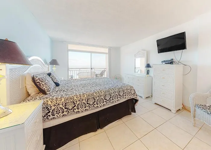 Fountainhead Towers 1110 *